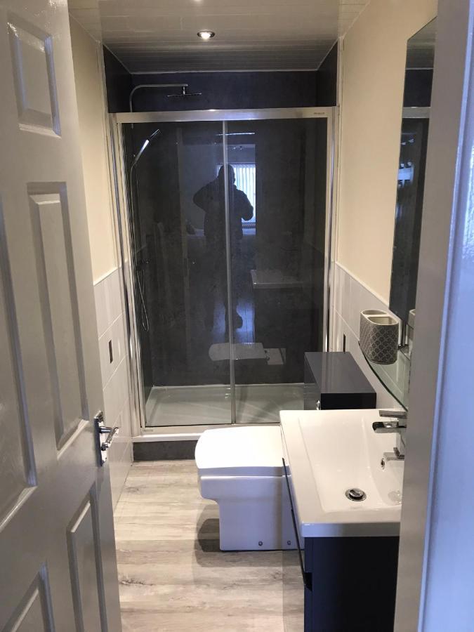 Beautiful 3-Bed Apartment In 古罗克 外观 照片